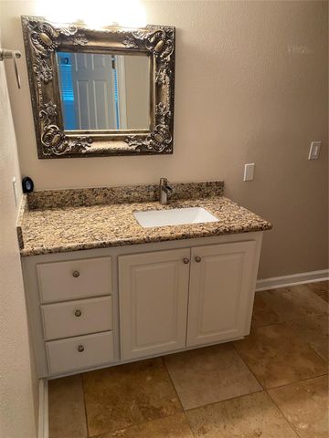 2709 Woodlawn Street, Dickinson, TX 77539