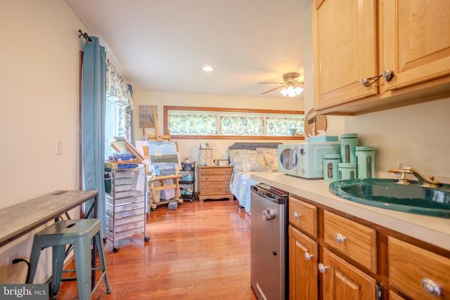 395 GREEN SPRINGS RD, Hanover, PA 17331