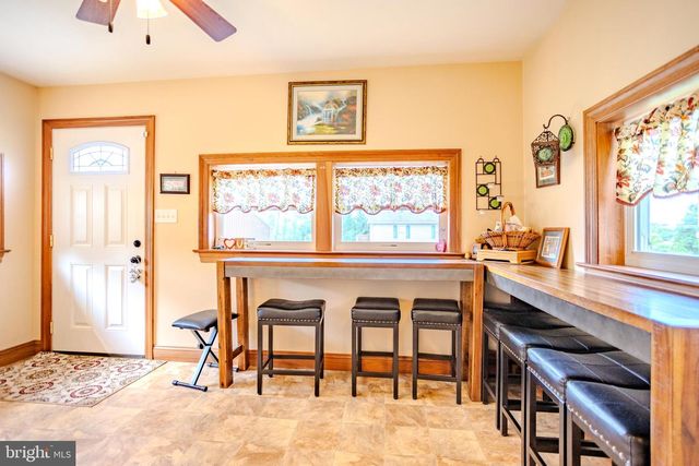 395 GREEN SPRINGS RD, Hanover, PA 17331