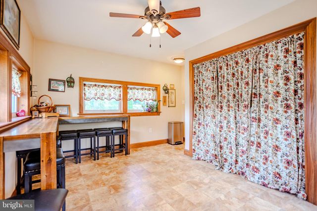 395 GREEN SPRINGS RD, Hanover, PA 17331