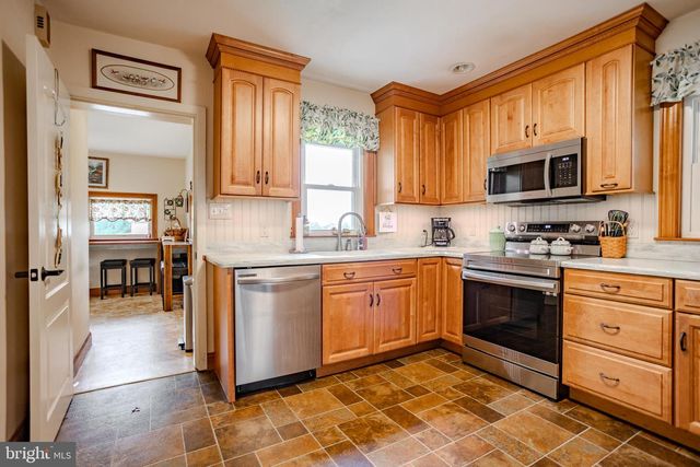 395 GREEN SPRINGS RD, Hanover, PA 17331