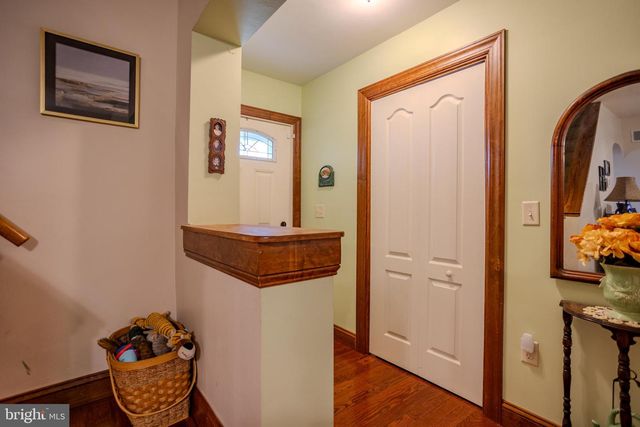 395 GREEN SPRINGS RD, Hanover, PA 17331