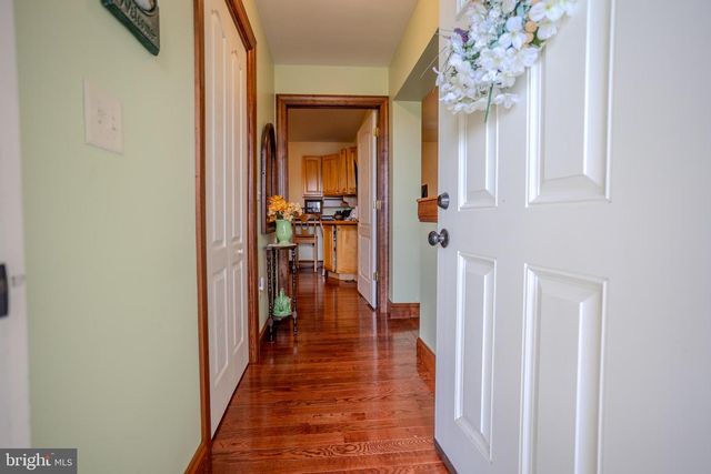 395 GREEN SPRINGS RD, Hanover, PA 17331
