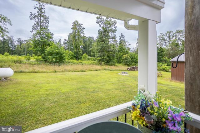 395 GREEN SPRINGS RD, Hanover, PA 17331