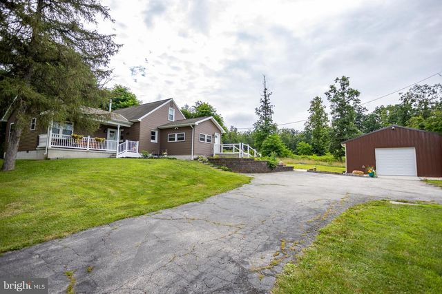 395 GREEN SPRINGS RD, Hanover, PA 17331