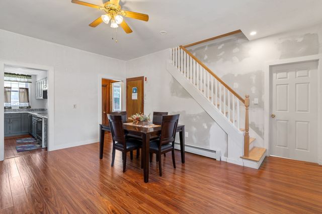 134 Commonwealth Ave, Worcester, MA 01604