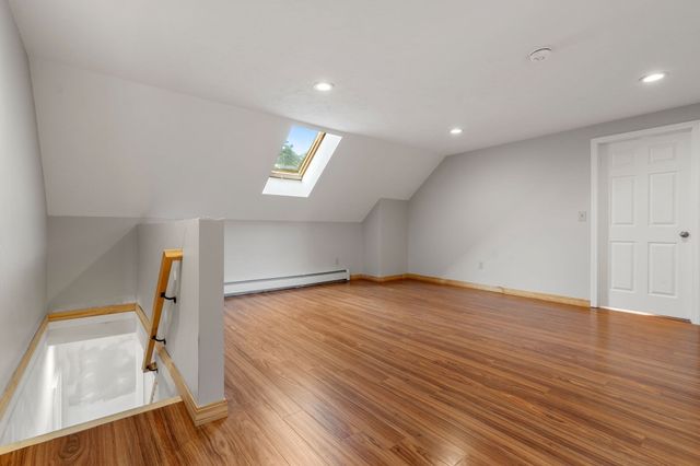 134 Commonwealth Ave, Worcester, MA 01604