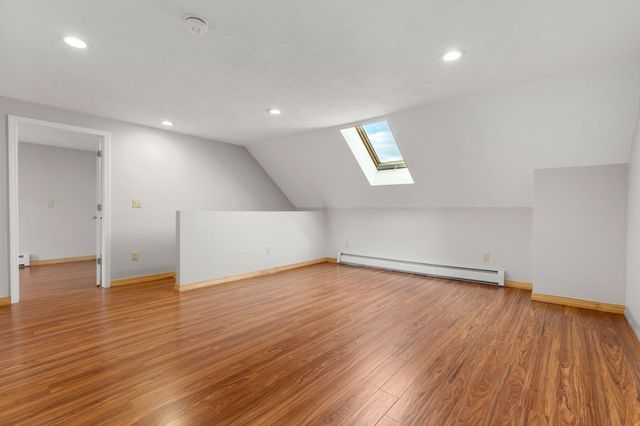 134 Commonwealth Ave, Worcester, MA 01604