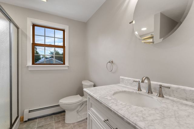 134 Commonwealth Ave, Worcester, MA 01604