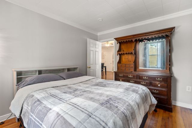 134 Commonwealth Ave, Worcester, MA 01604