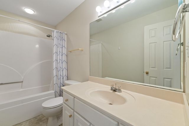 116 Northwest Cir., Hattiesburg, MS 39401