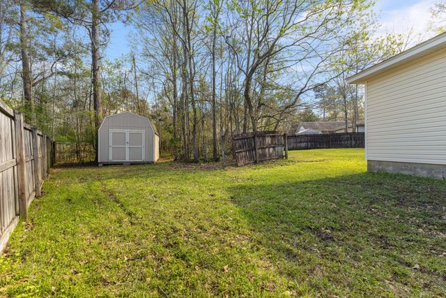 116 Northwest Cir., Hattiesburg, MS 39401