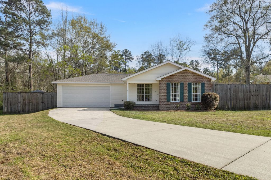 116 Northwest Cir., Hattiesburg, MS 39401