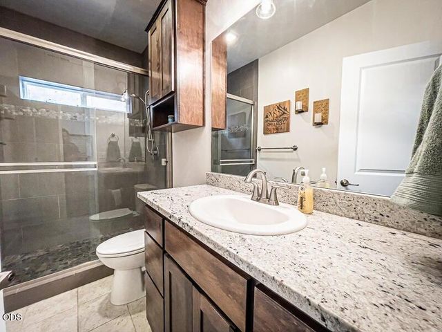 250 Oak Knoll, Jacksonville, OR 97530