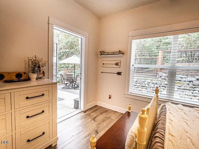 250 Oak Knoll, Jacksonville, OR 97530