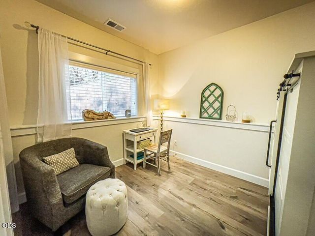 250 Oak Knoll, Jacksonville, OR 97530