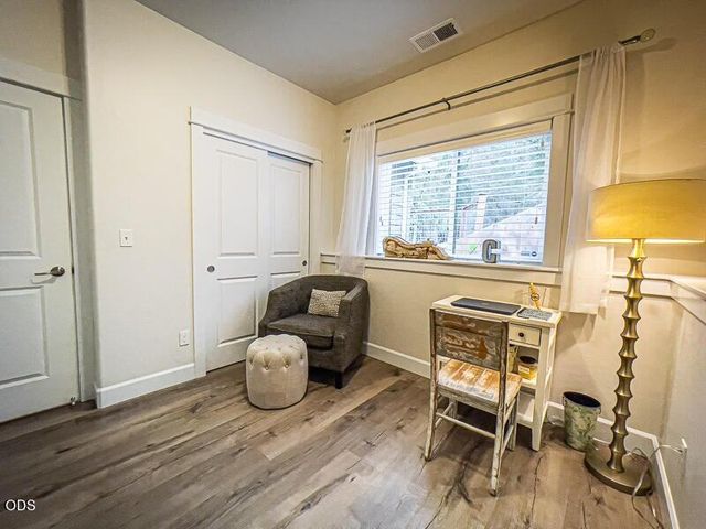 250 Oak Knoll, Jacksonville, OR 97530
