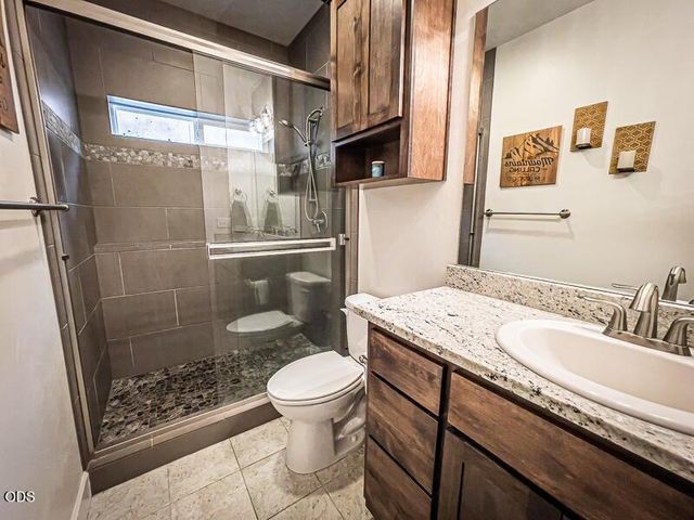 250 Oak Knoll, Jacksonville, OR 97530