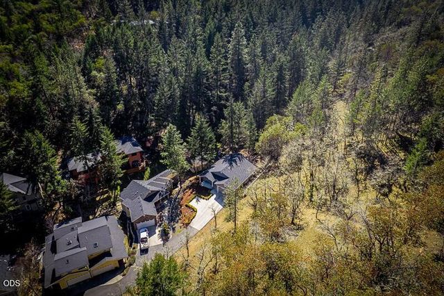 250 Oak Knoll, Jacksonville, OR 97530