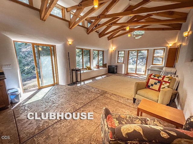 250 Oak Knoll, Jacksonville, OR 97530
