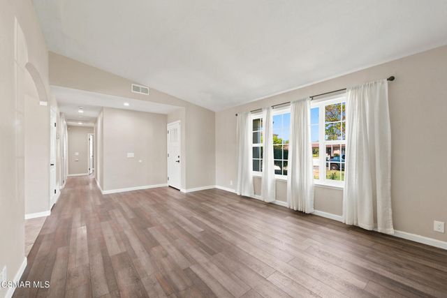 6440 Harvard Street, Moorpark, CA 93021