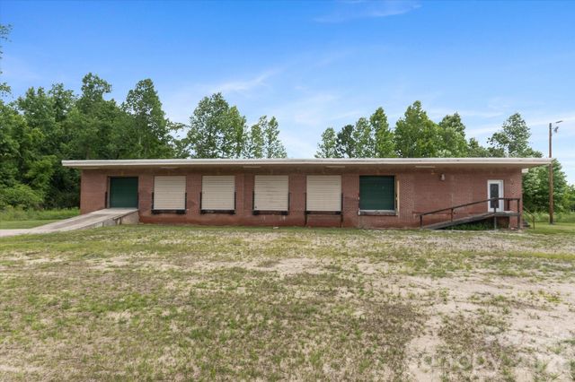 2324 Us 70 Highway, Marion, NC 28752