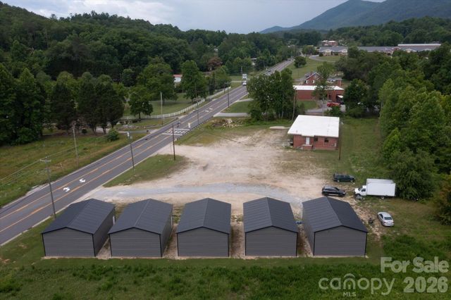 2324 Us 70 Highway, Marion, NC 28752