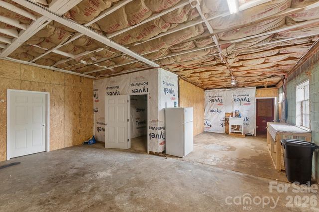 2324 Us 70 Highway, Marion, NC 28752