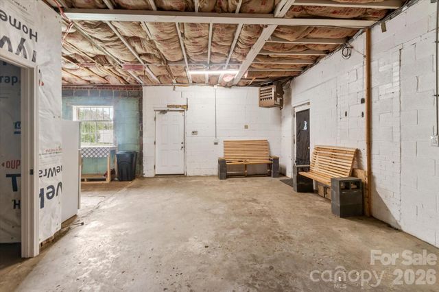 2324 Us 70 Highway, Marion, NC 28752