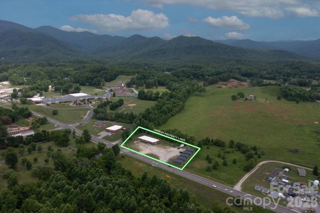 2324 Us 70 Highway, Marion, NC 28752