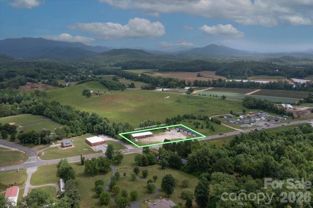 2324 Us 70 Highway, Marion, NC 28752
