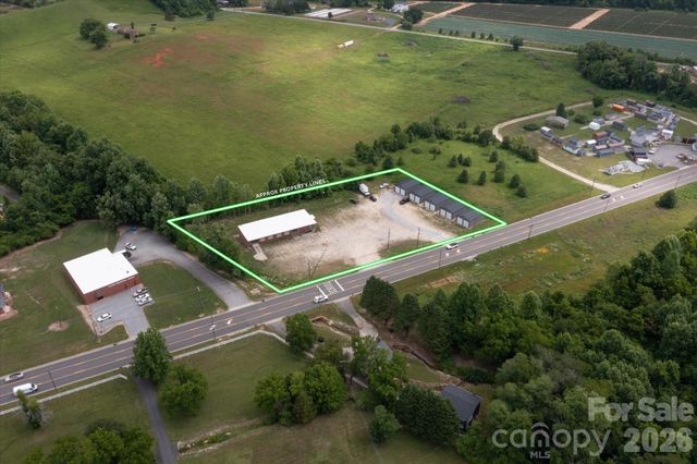 2324 Us 70 Highway, Marion, NC 28752