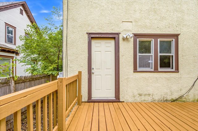 2427 Ilion Avenue N, Minneapolis, MN 55411