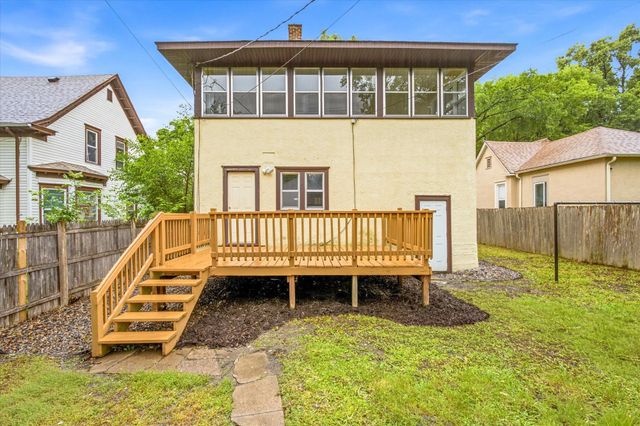 2427 Ilion Avenue N, Minneapolis, MN 55411