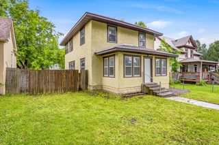 2427 Ilion Avenue N, Minneapolis, MN 55411