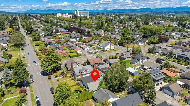 1911 RUCKER Avenue, Everett, WA 98201
