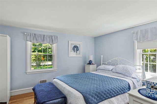 75 Princes Hill Avenue, Barrington, RI 02806