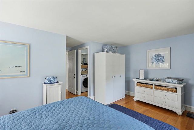 75 Princes Hill Avenue, Barrington, RI 02806