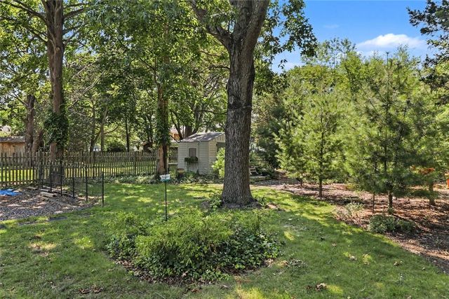 75 Princes Hill Avenue, Barrington, RI 02806
