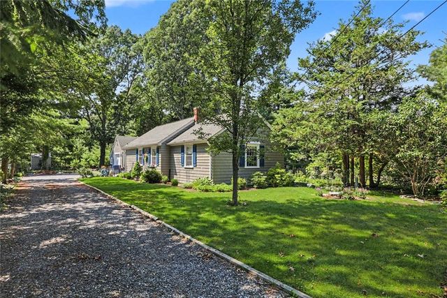 75 Princes Hill Avenue, Barrington, RI 02806