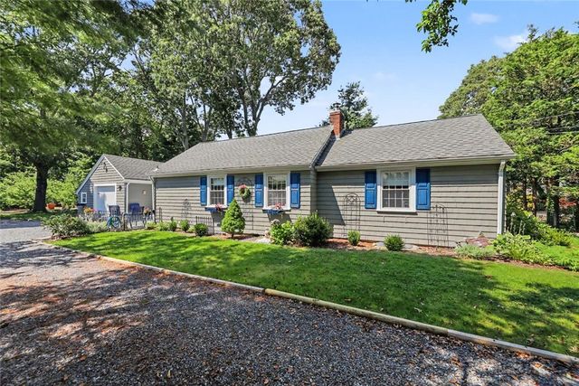 75 Princes Hill Avenue, Barrington, RI 02806