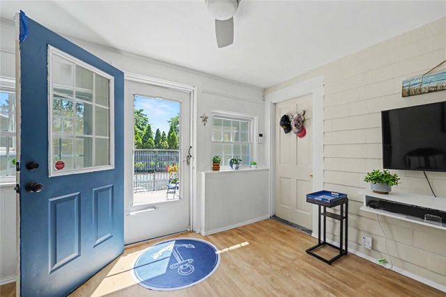 75 Princes Hill Avenue, Barrington, RI 02806
