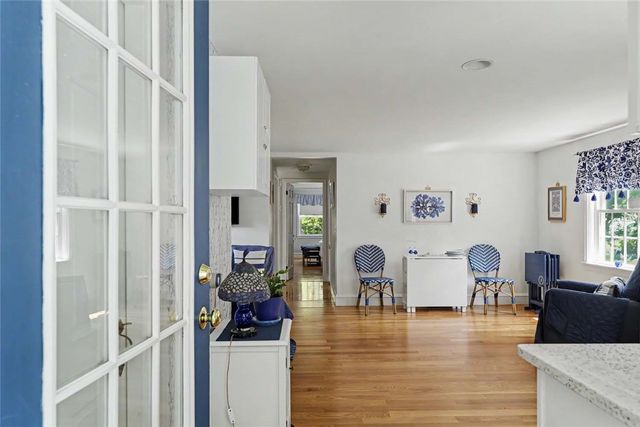75 Princes Hill Avenue, Barrington, RI 02806