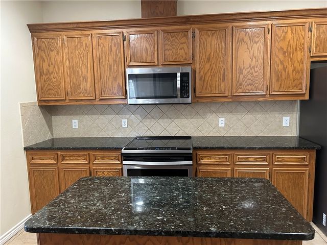 6917 Boardwalk Ave, Corpus Christi, TX 78414