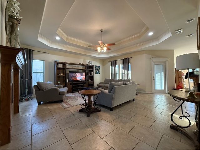 6917 Boardwalk Ave, Corpus Christi, TX 78414