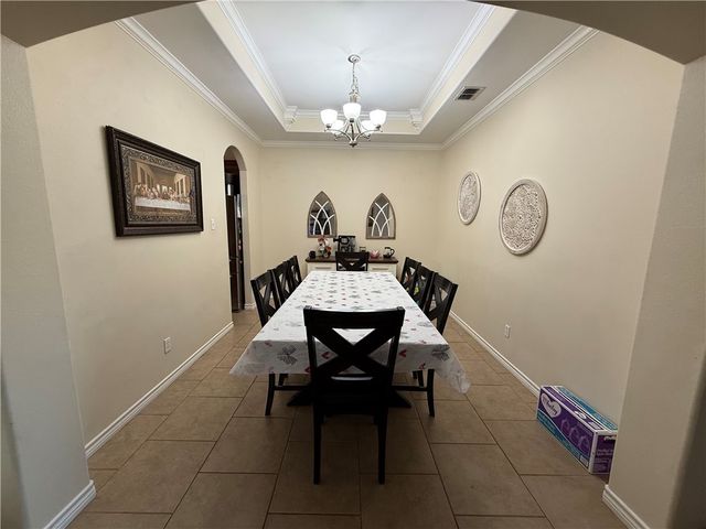 6917 Boardwalk Ave, Corpus Christi, TX 78414