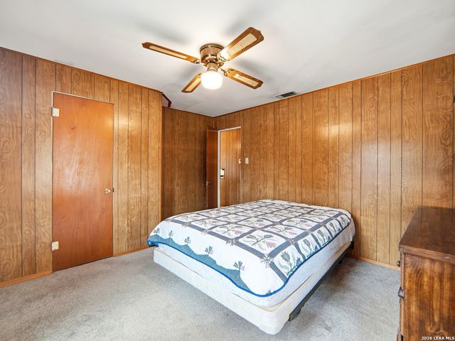 2323 Hiawatha, San Antonio, TX 78210
