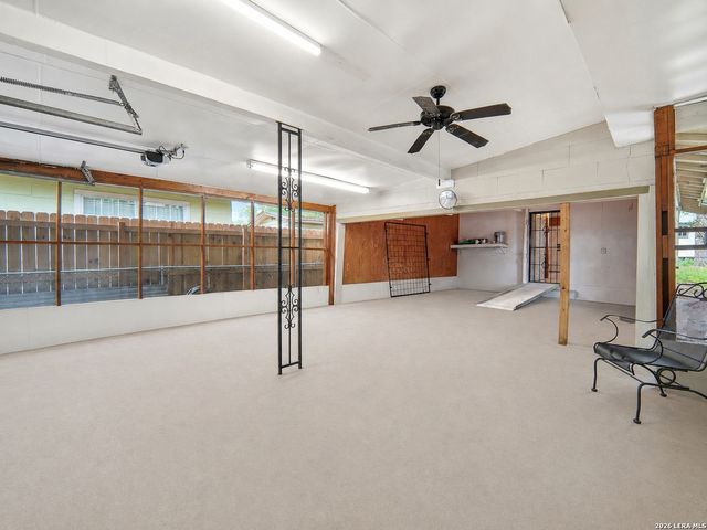 2323 Hiawatha, San Antonio, TX 78210