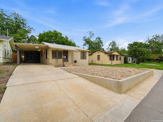 2323 Hiawatha, San Antonio, TX 78210