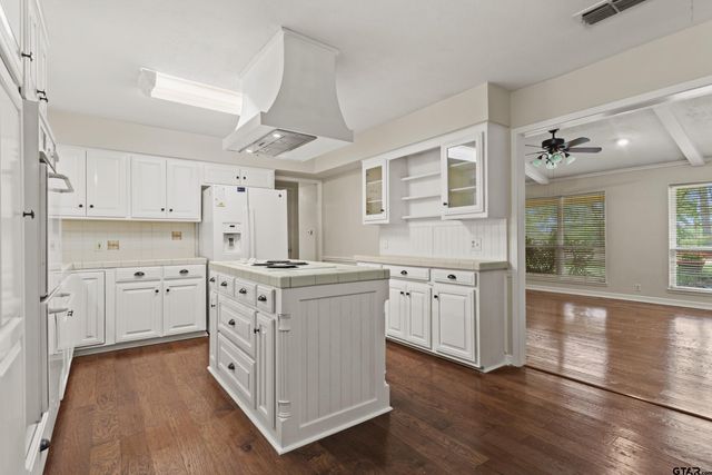 1628 Leisure Ln., Hideaway, TX 75771